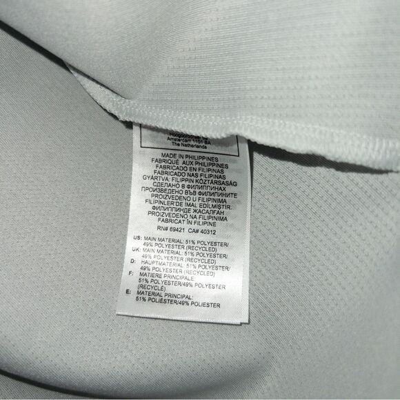 New Reebok Gray Sample Athleisure RE Short Sleeve Tee Size Small - Picture 3 of 5